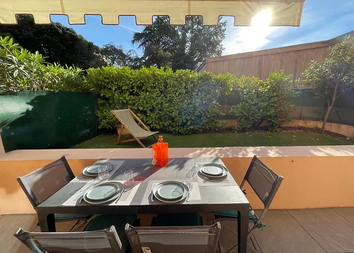 Appartement 2 Pieces Avec Un Jardin Privatif